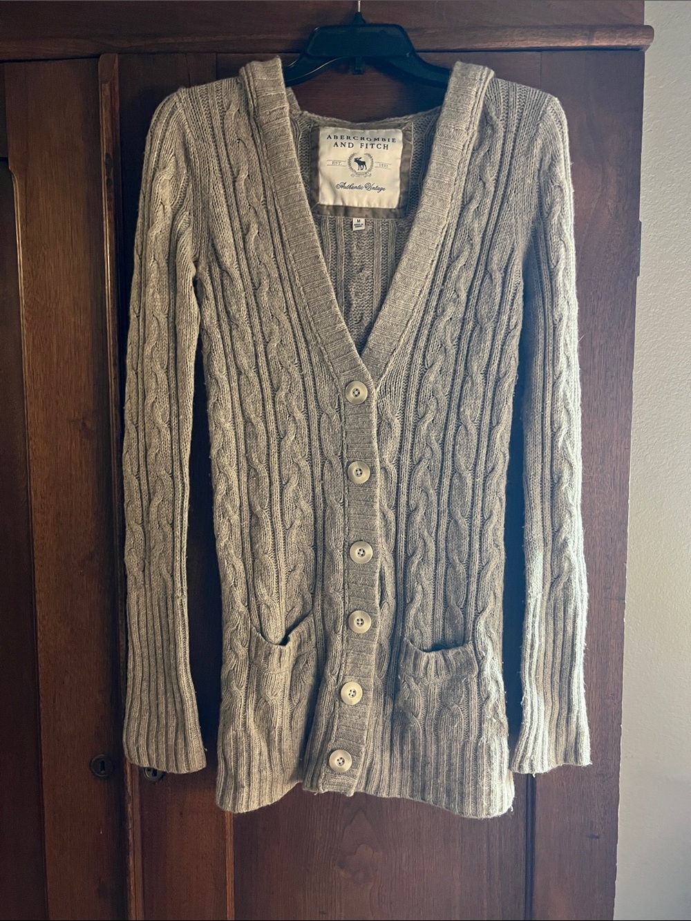VTG Abercrombie & Fitch Taupe Cable-Knit Button Front Cardigan